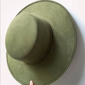 Melissa Cordobés Suede Wide Brim Hat